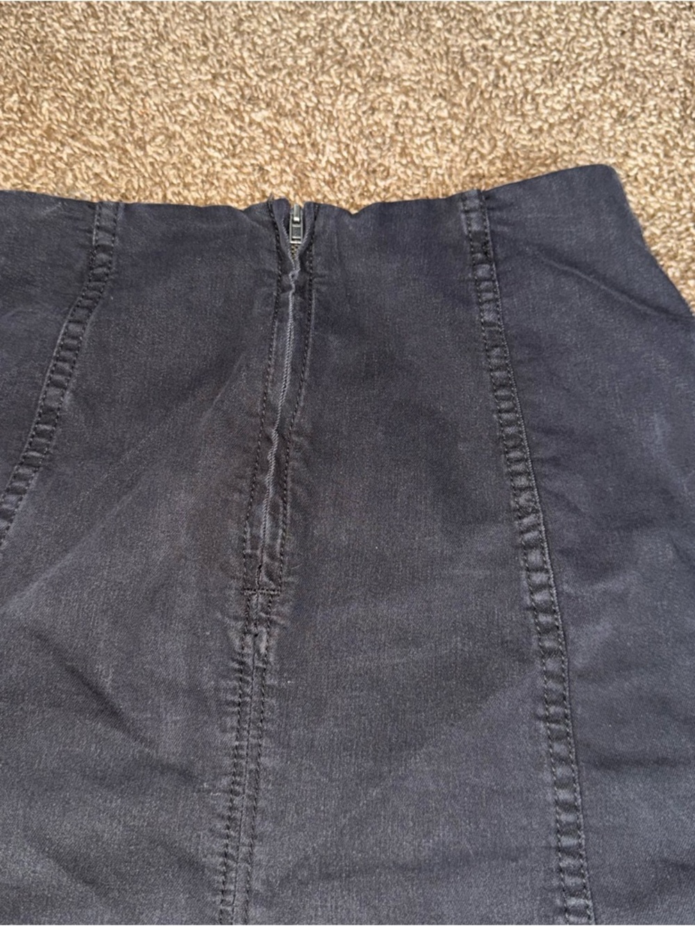 Free People Black Mini Skirt Sz 6 ~ Stylish - Picture 6 of 14
